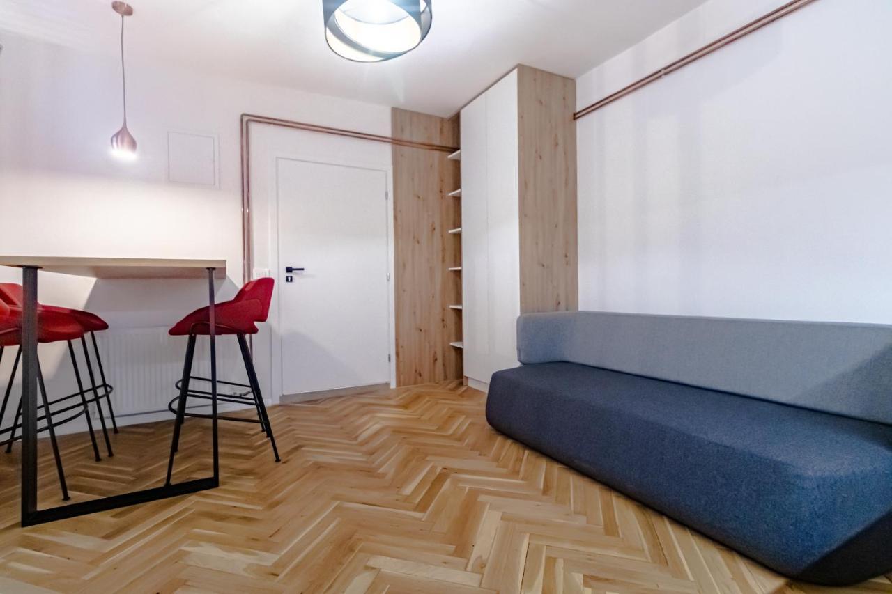 Tkalcha Studio Deluxe Apartment ซาเกร็บ ภายนอก รูปภาพ